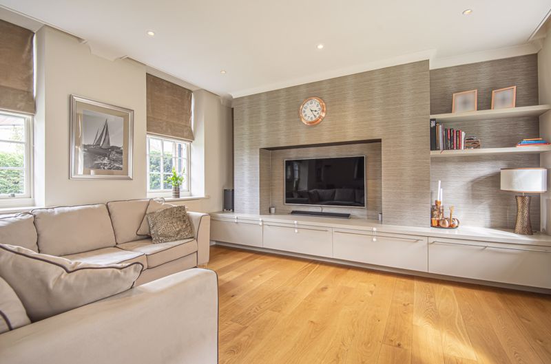 Living room- click for photo gallery